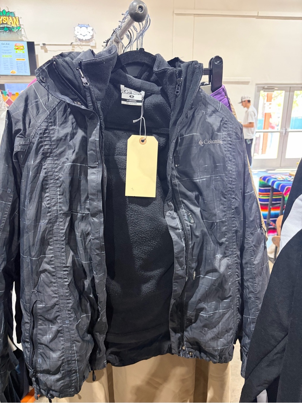Columbia woman Black Waterproof Hooded Jacket